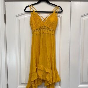 Women's High-Low Lace Bodice Sundress - Mustard Yellow